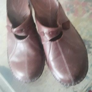 CLARKS Leather Clogs, Color: Rust Size 10, Med., FINAL price.